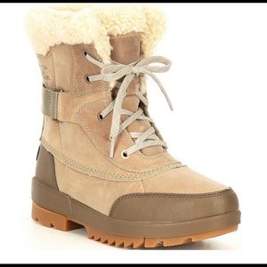 Sorel Tivoli IV size 6.5